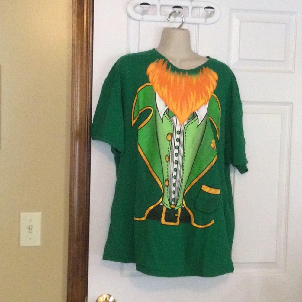 Leprechaun Tee Shirt NWOT